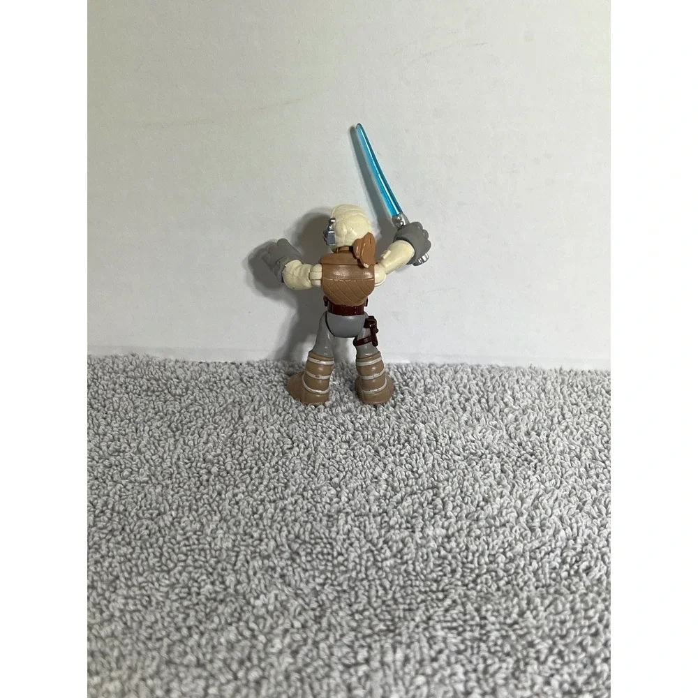 Star Wars Galactic Heroes Luke Skywalker Hoth Action Figure Blue Lightsaber 2.5